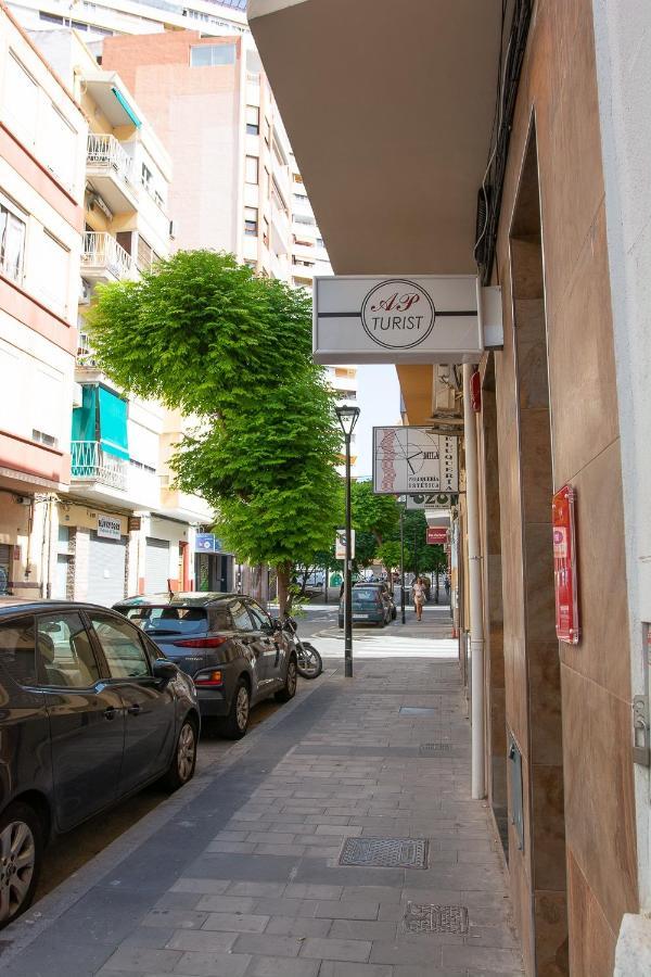 Apartmán Ap Turist Velázquez Alicante Exteriér fotografie