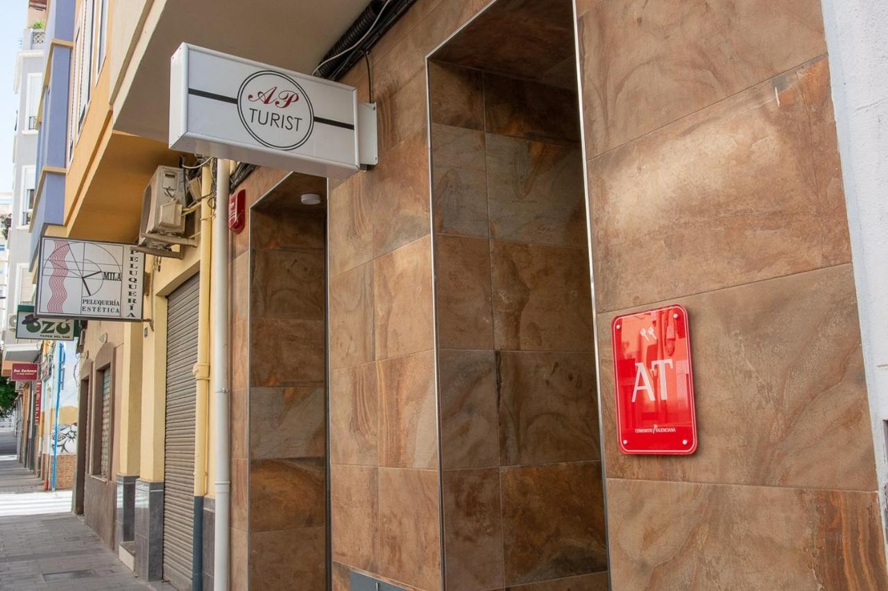 Apartmán Ap Turist Velázquez Alicante Exteriér fotografie