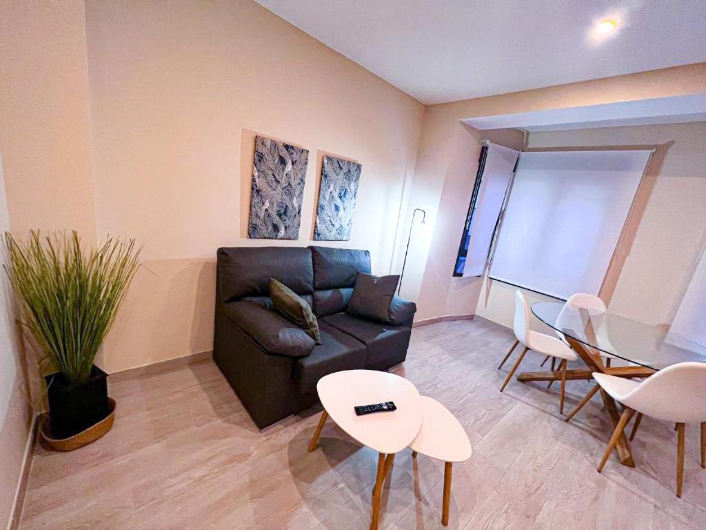 Apartmán Ap Turist Velázquez Alicante Exteriér fotografie