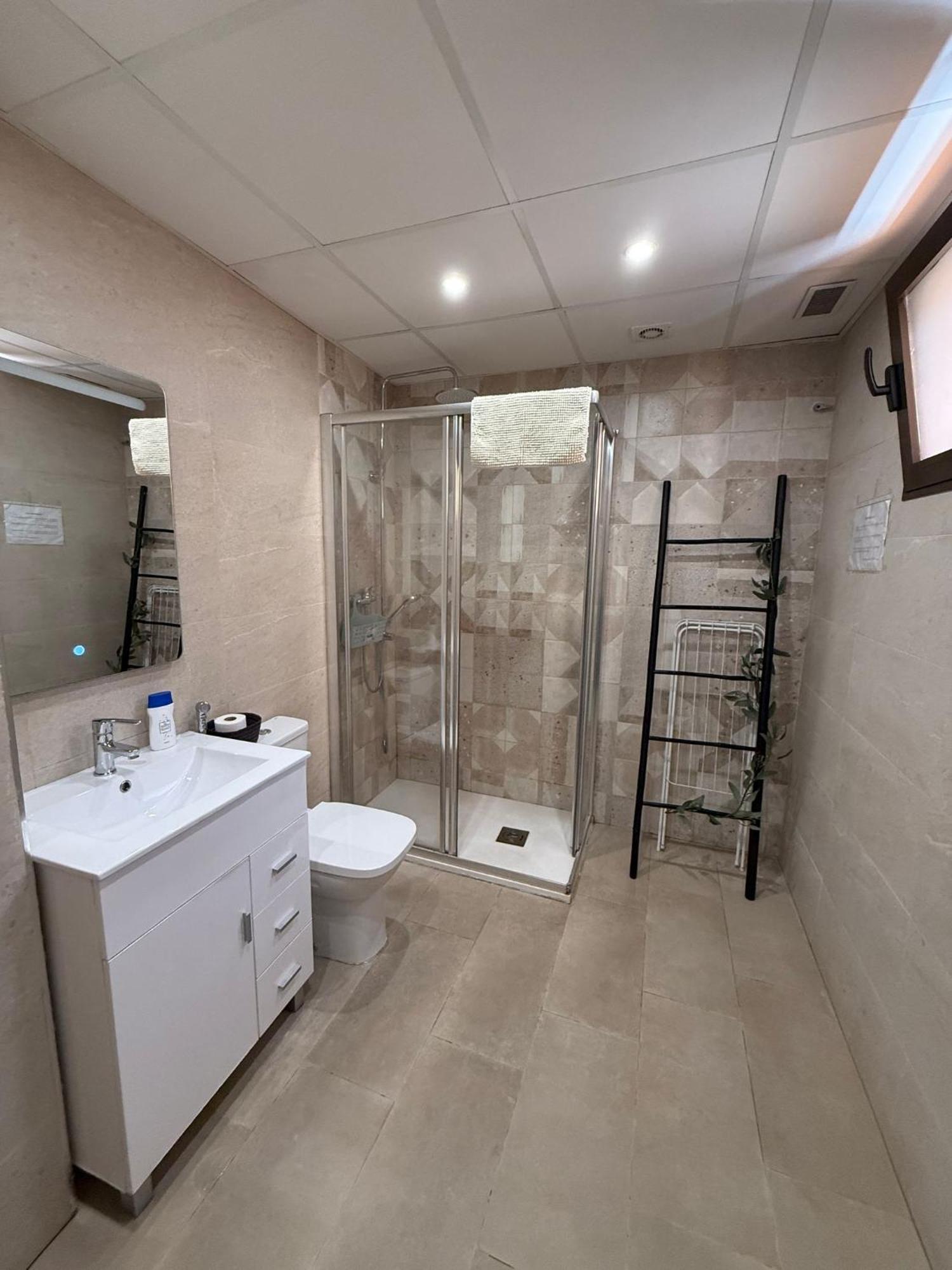 Apartmán Ap Turist Velázquez Alicante Exteriér fotografie