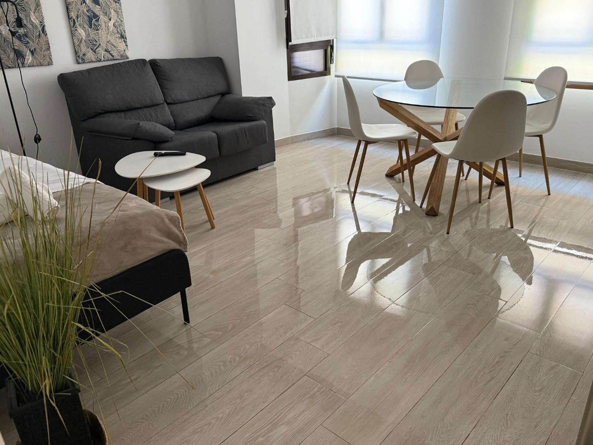 Apartmán Ap Turist Velázquez Alicante Exteriér fotografie